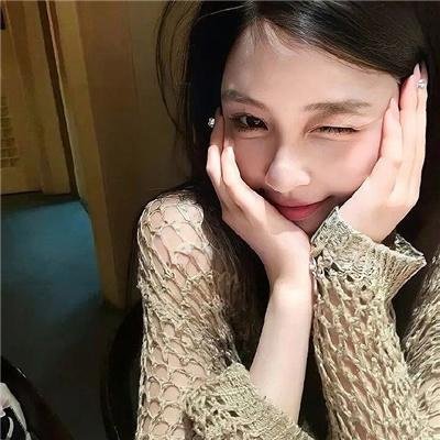 伯爵夫人的耳环